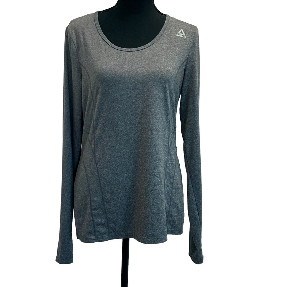 Reebok gray long sleeve round crewneck T-shirt Sz M